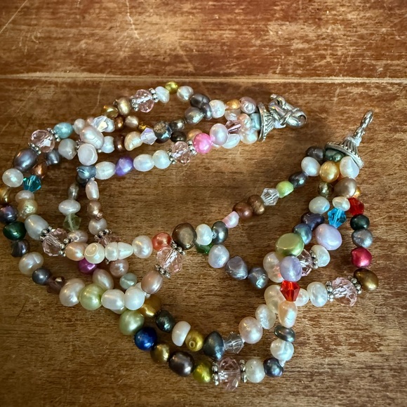 Vibrant Multicolor Pearl Beaded Bracelet - Picture 12 of 14